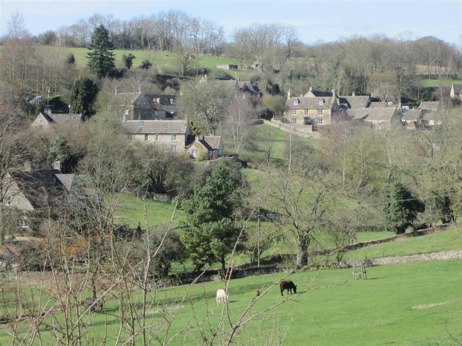 Apartment Valley, Cotswold With Hamper