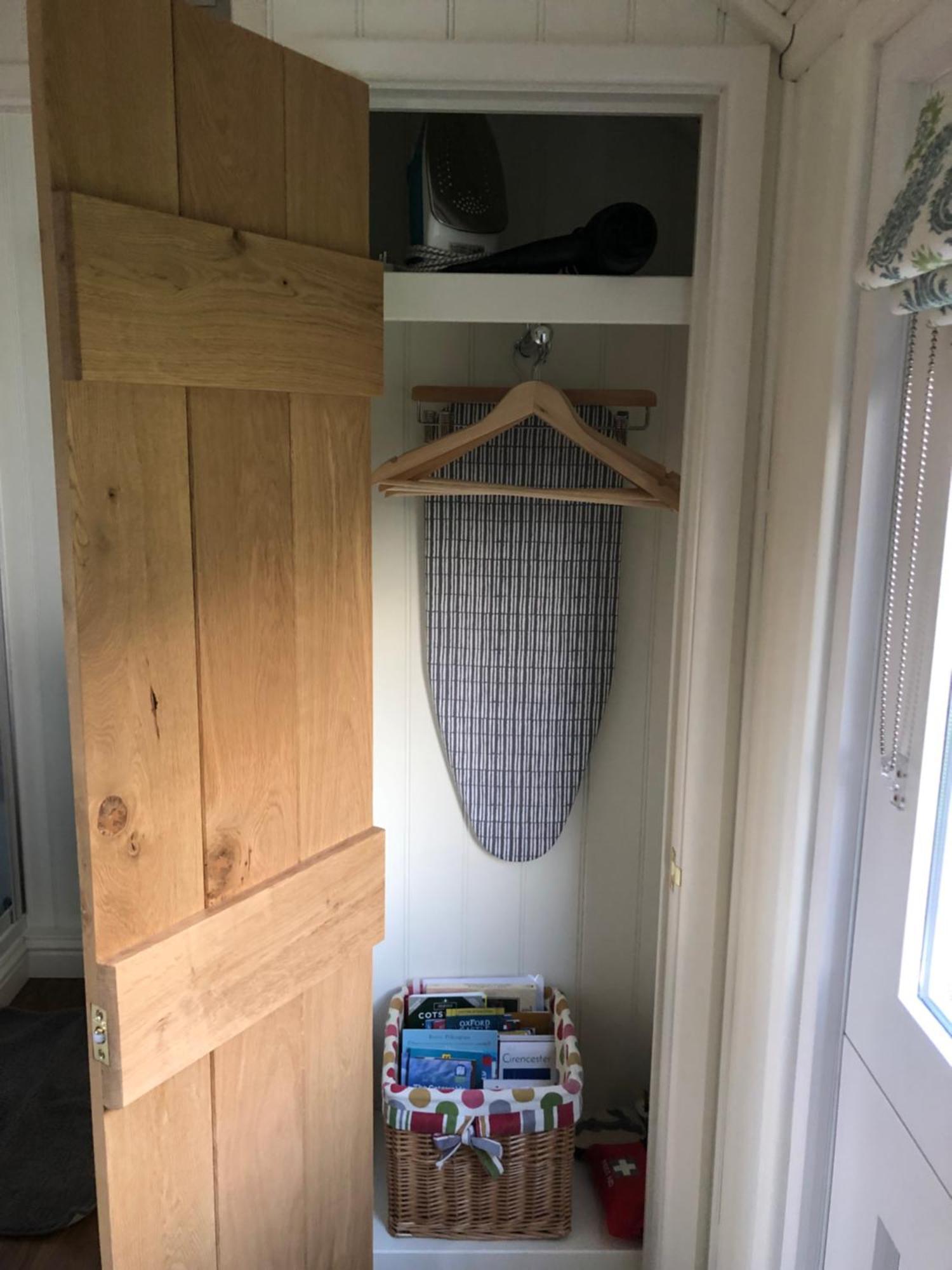 Apartment Valley, Cotswold With Hamper *