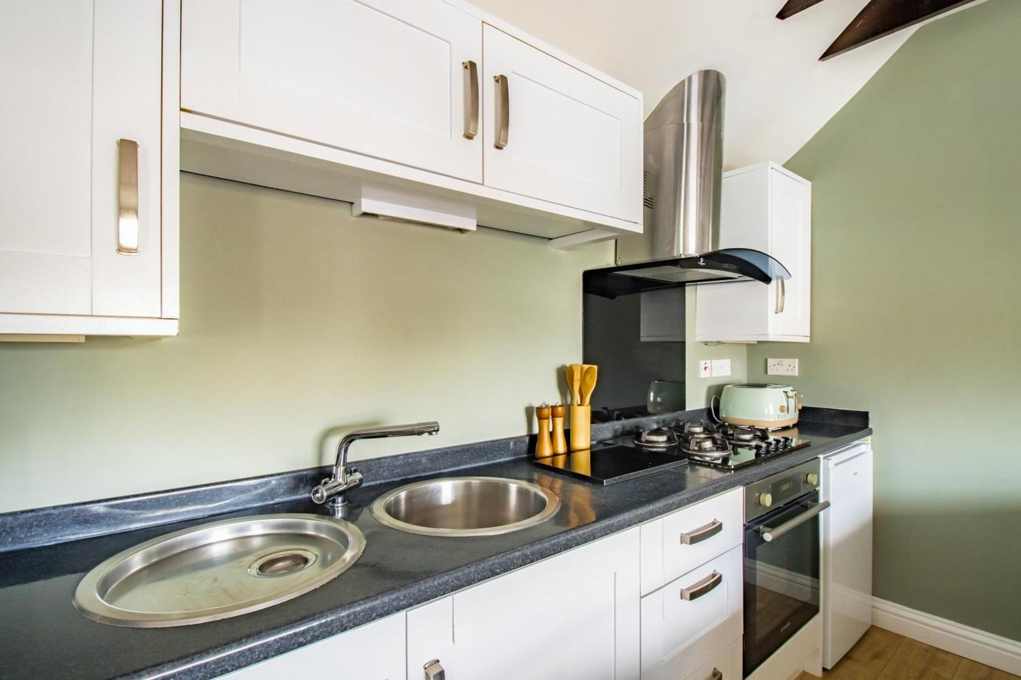 Apartment St Cheltenham