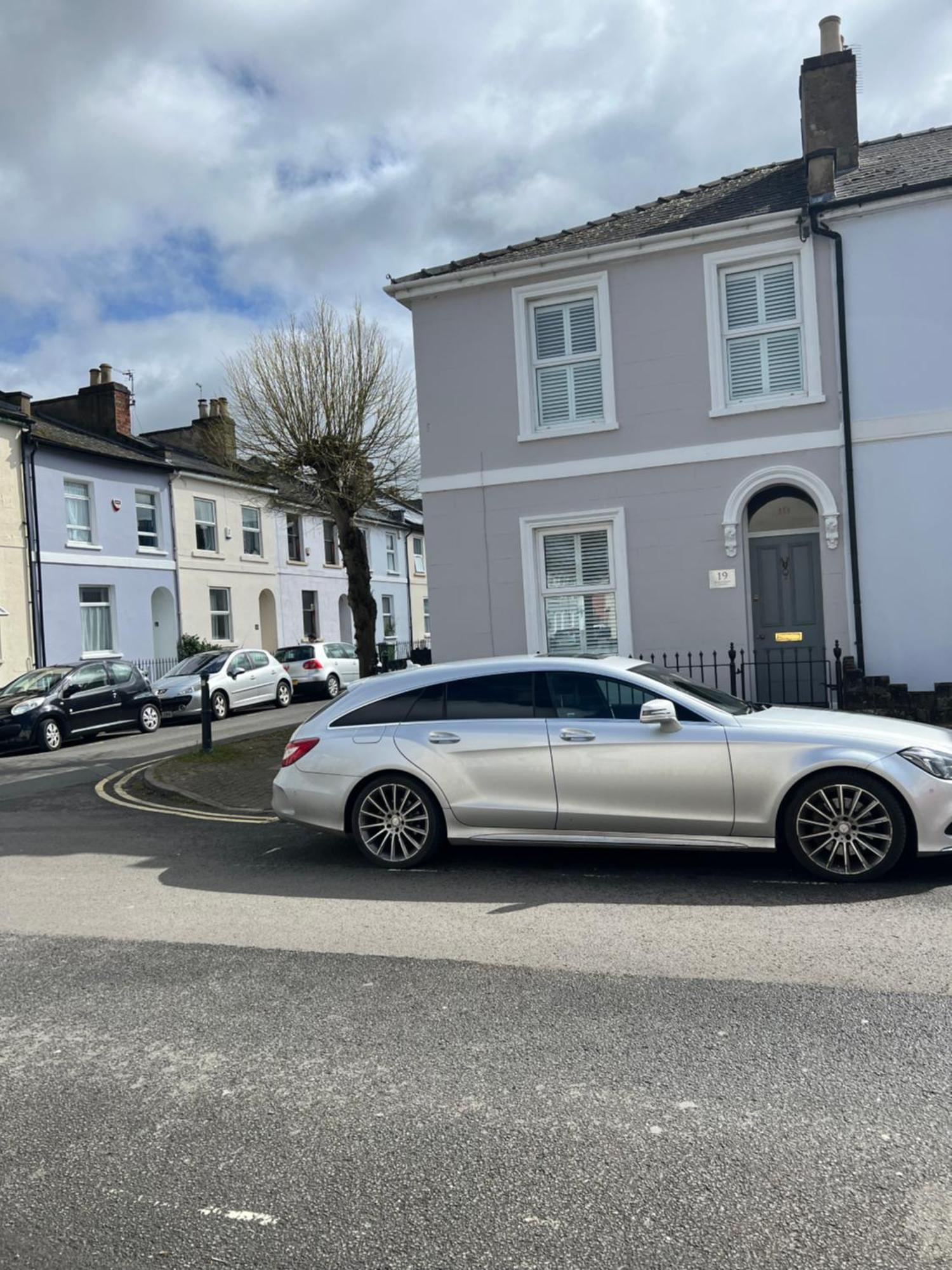 The Lily Pad - Townhouse, A Short Walk To Town Center And Racecourse Holiday home