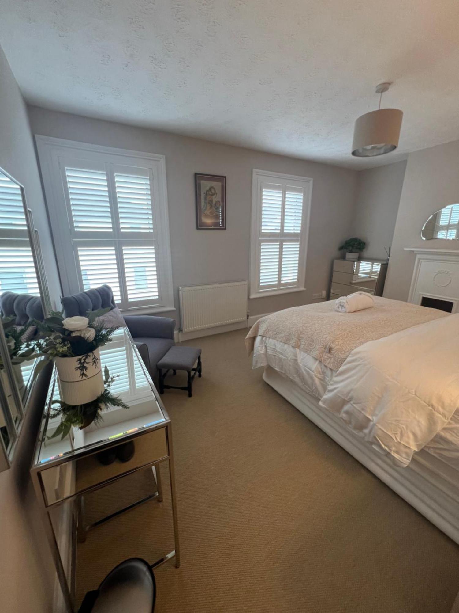 Holiday home The Lily Pad - Townhouse, A Short Walk To Town Center And Racecourse