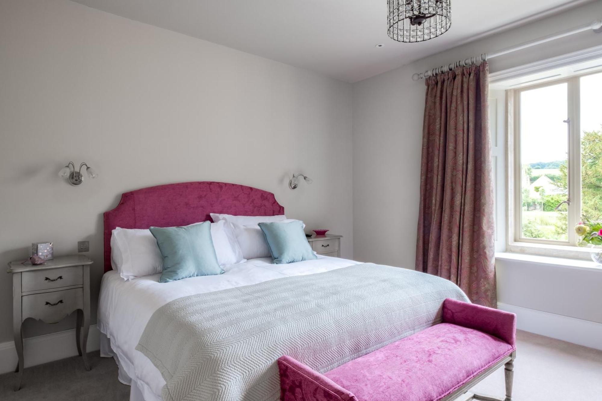 The At Winchcombe By Birch Cheltenham