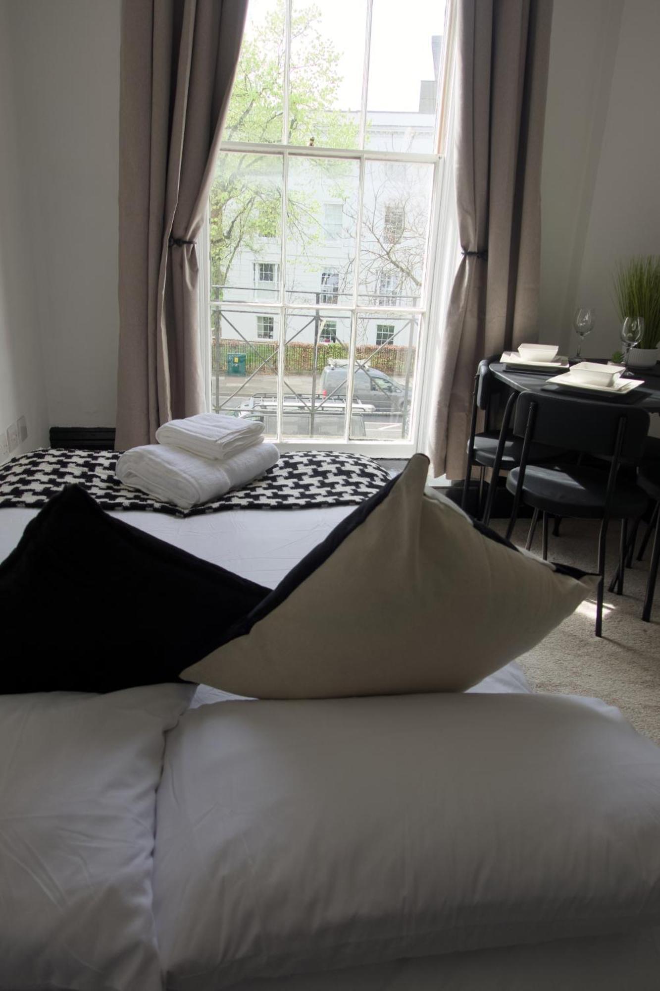 1 Bedroom - The Onyx Cheltenham