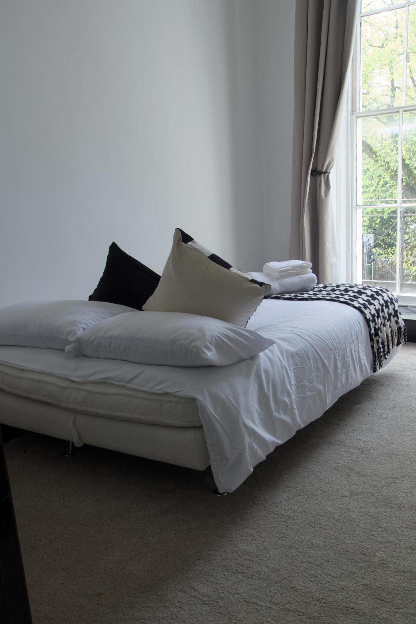 1 Bedroom - The Onyx Cheltenham
