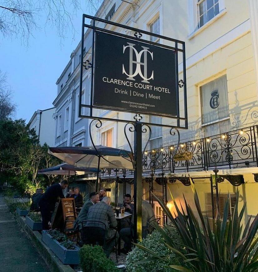 Hotel Clarence Court