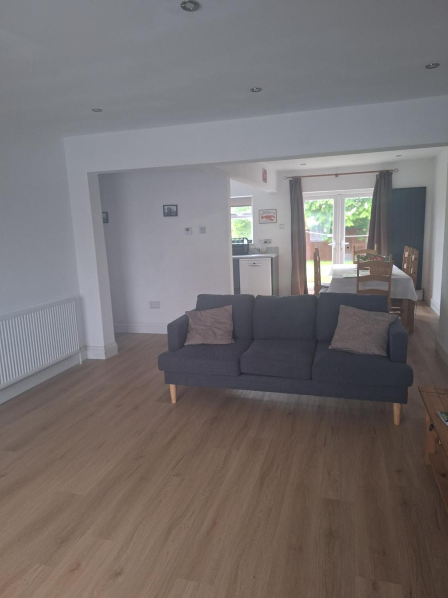 - 3 Bedroom, Parking, Disneyplus Cheltenham