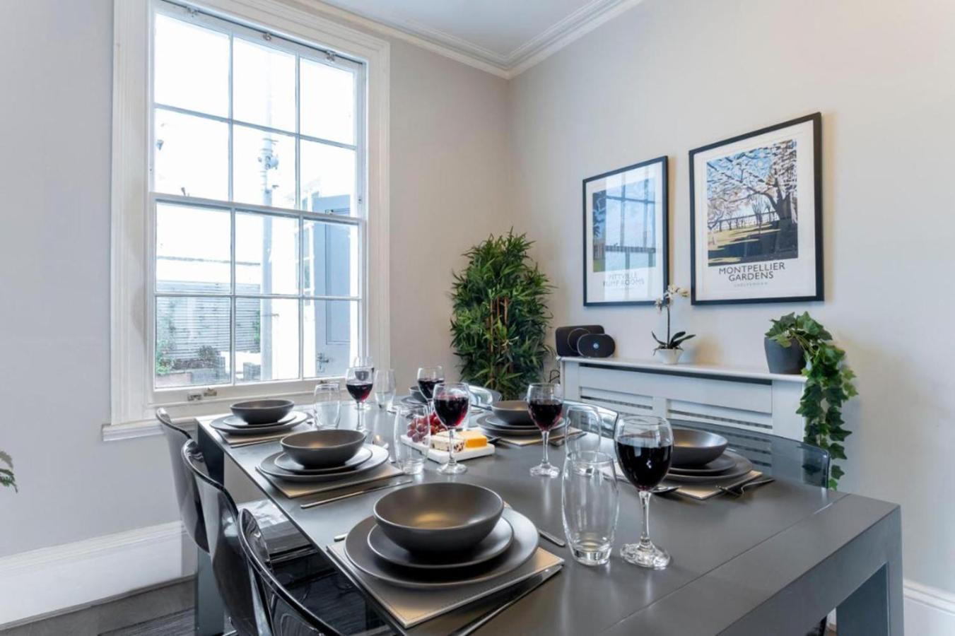 Stunning 4 Bedroom In Montpellier Guest house