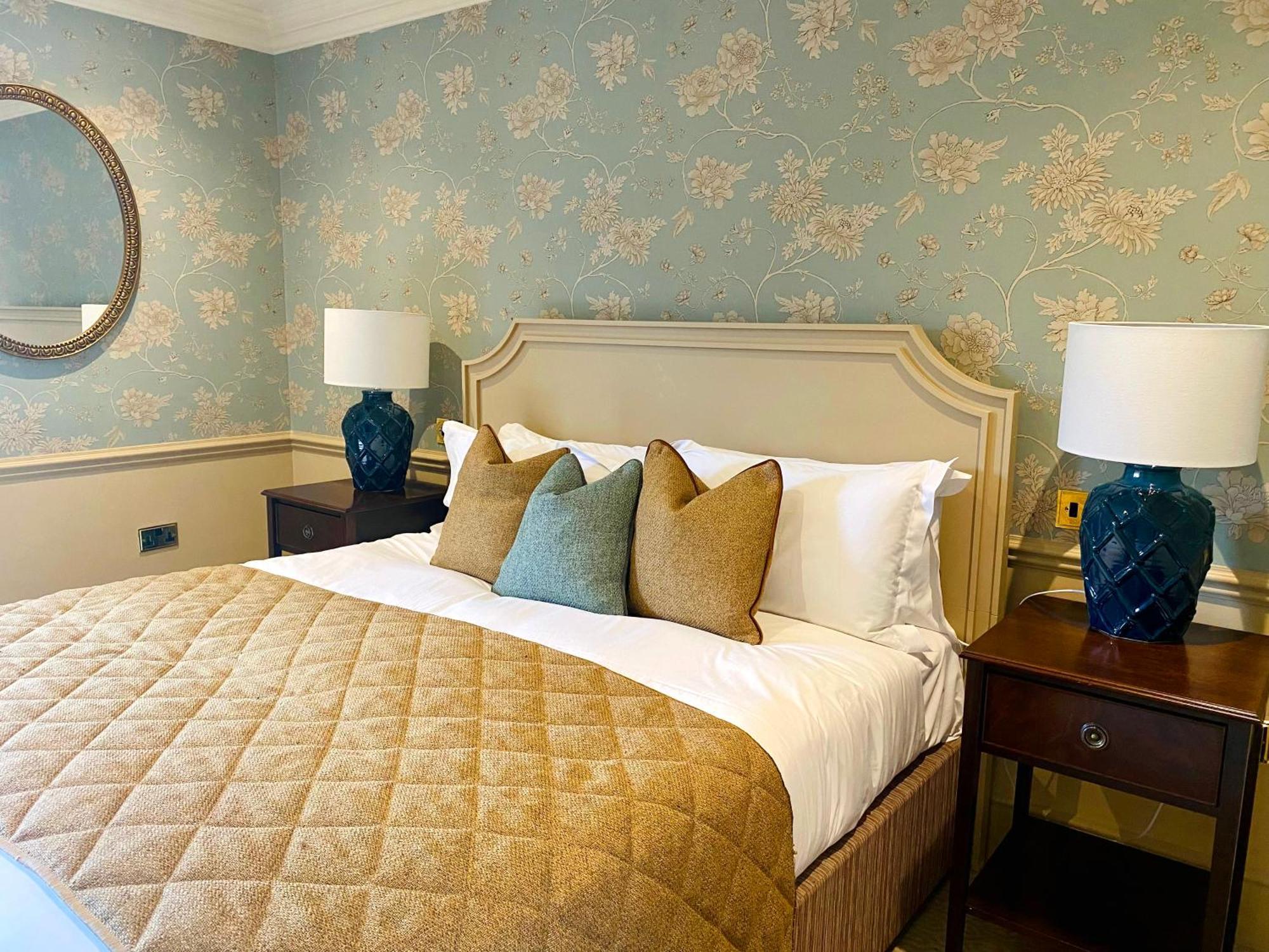 Ellenborough Park