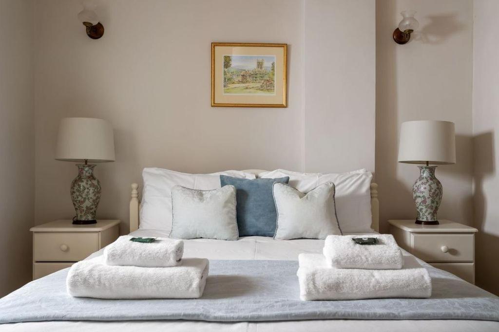 Stanway House, 8 Bedroom, 8 Bath * Cheltenham