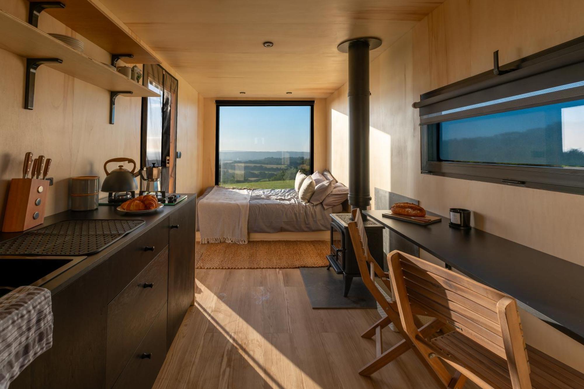 Offgrid Tiny W/ Spectacular View Of Cotswolds Holiday home *