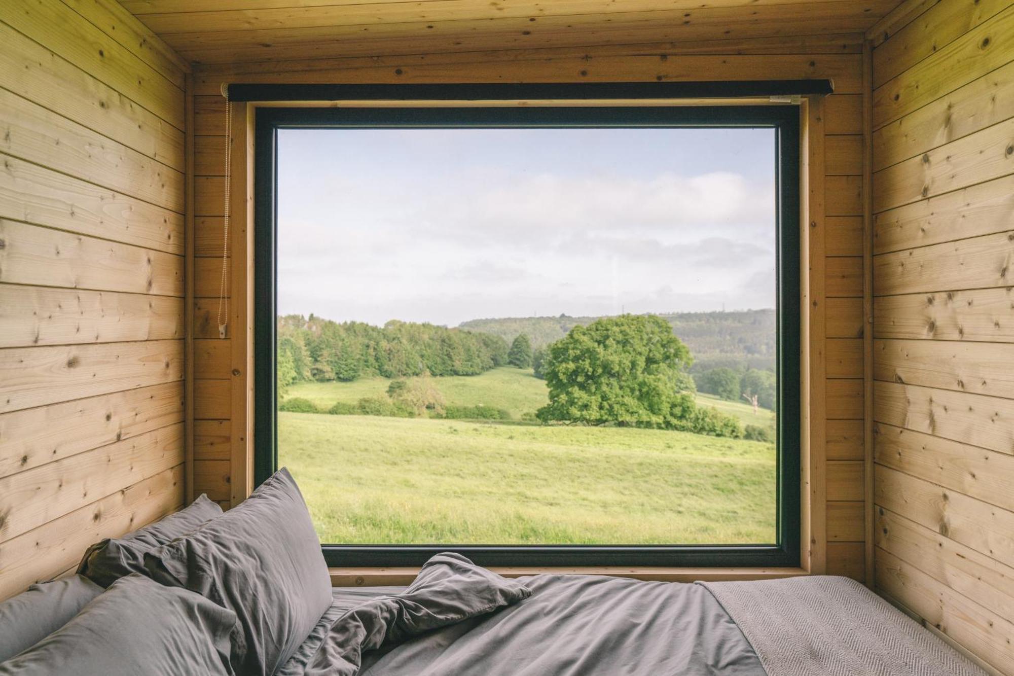 Offgrid Tiny W/ Spectacular View Of Cotswolds Holiday home *