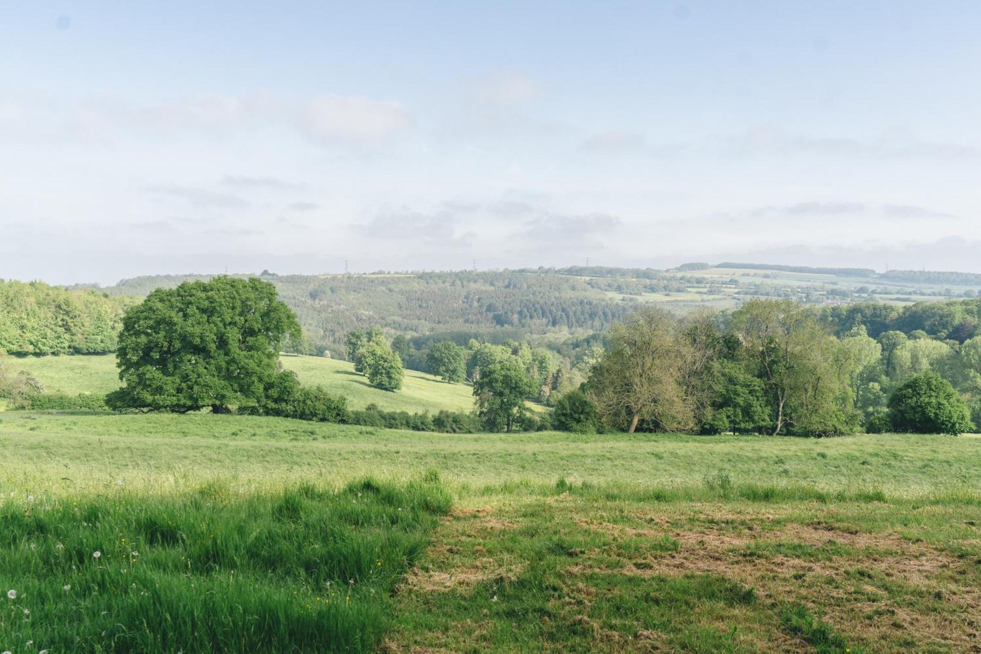 Offgrid Tiny W/ Spectacular View Of Cotswolds Cheltenham
