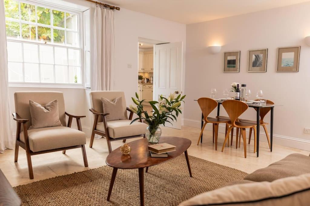 Apartment Pittville - By Luxury *