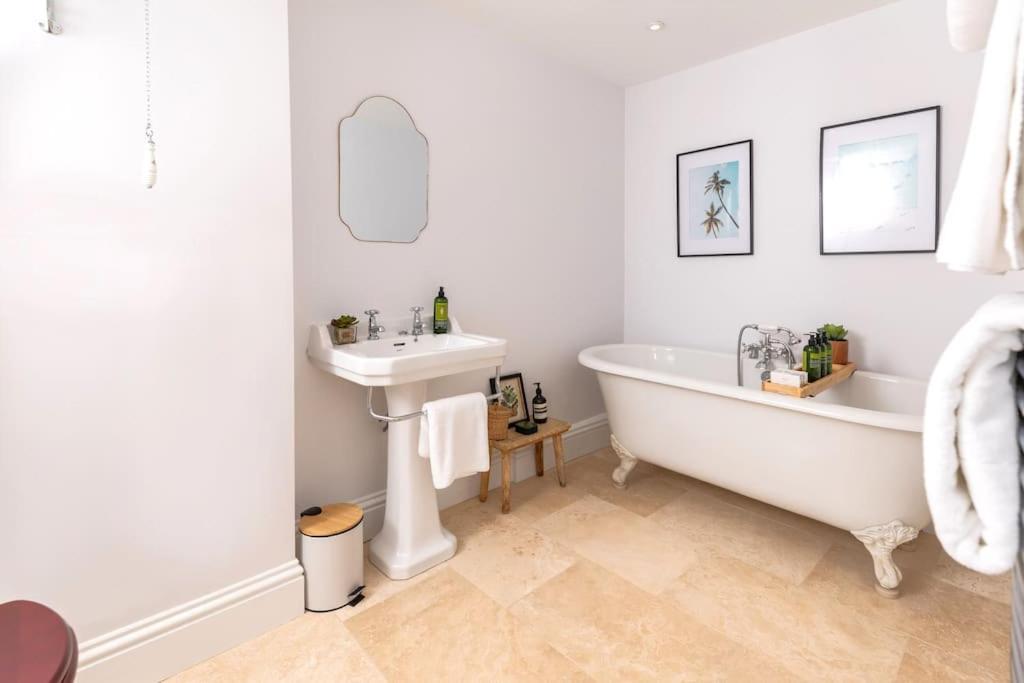 Pittville - By Luxury Apartment