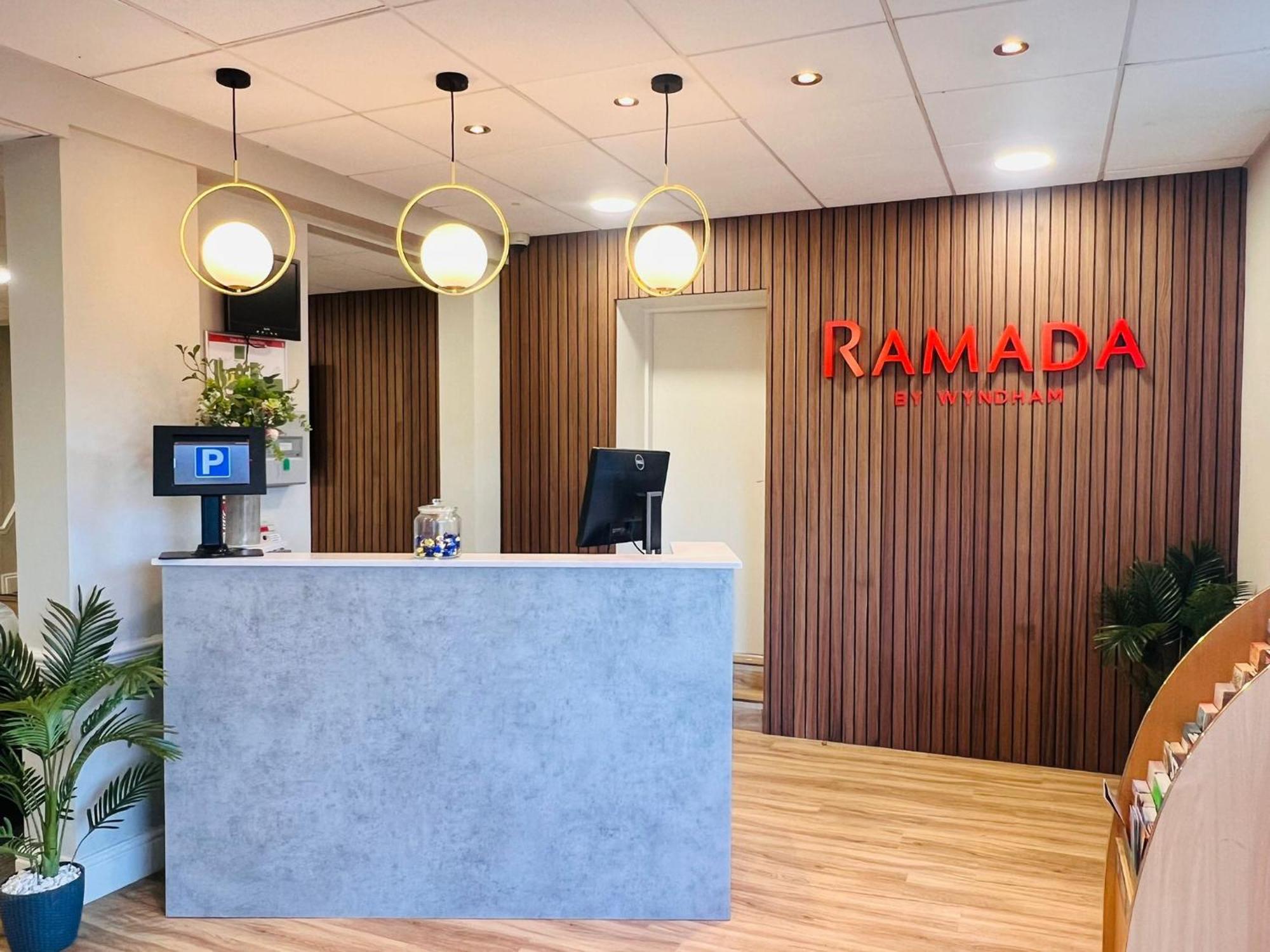 Ramada By Wyndham Cheltenham 3*