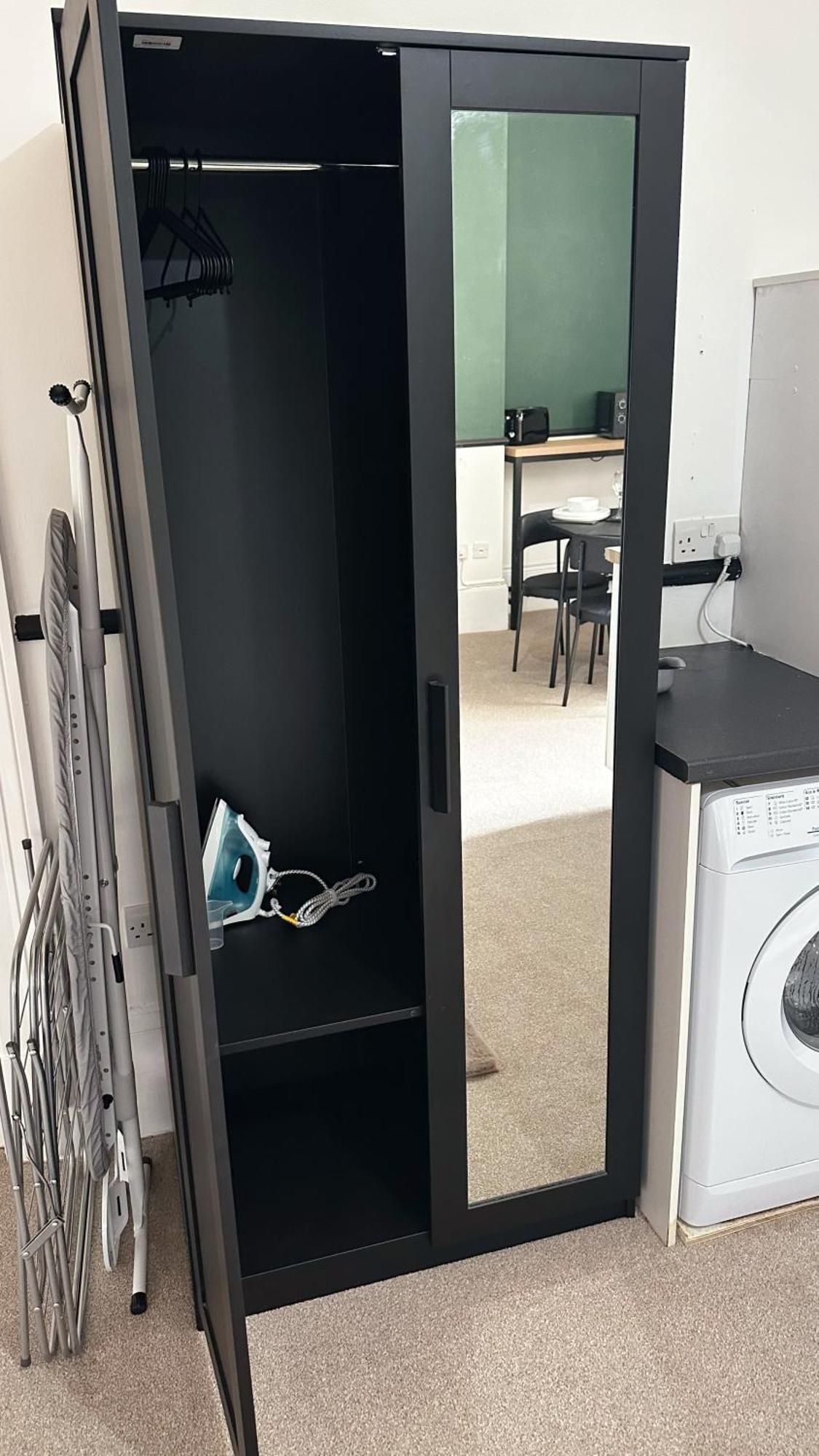 Apartment - The Emerald *