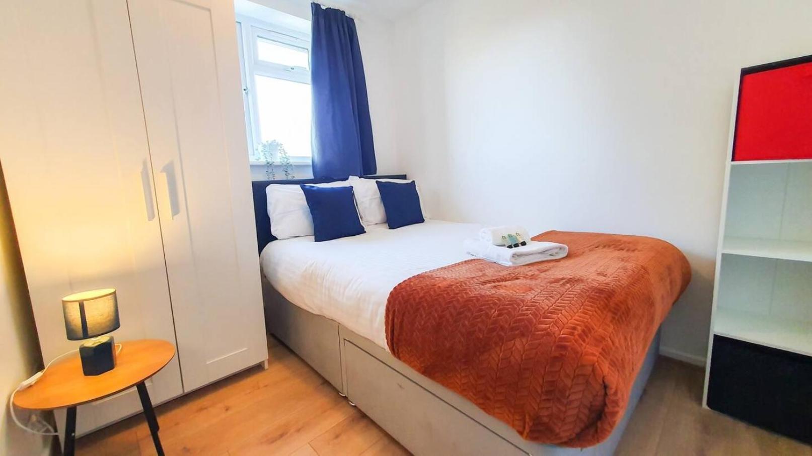 Cheerful 4-bedroom House *
