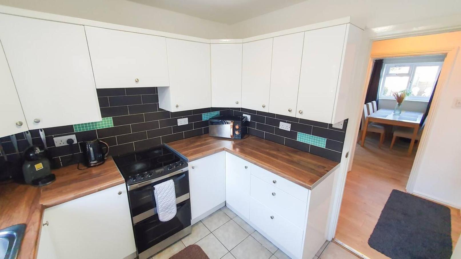 Holiday home Cheerful 4-bedroom House