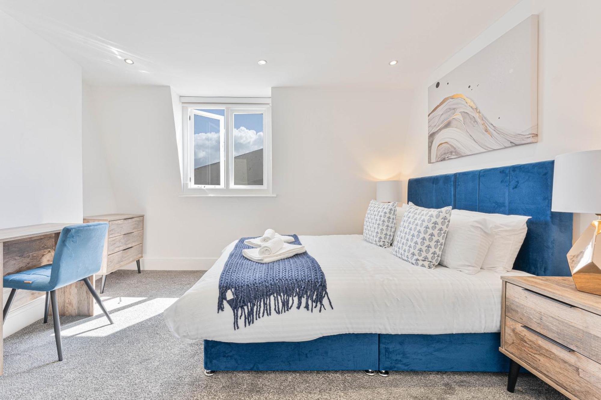 The By Guestz Apartment Cheltenham
