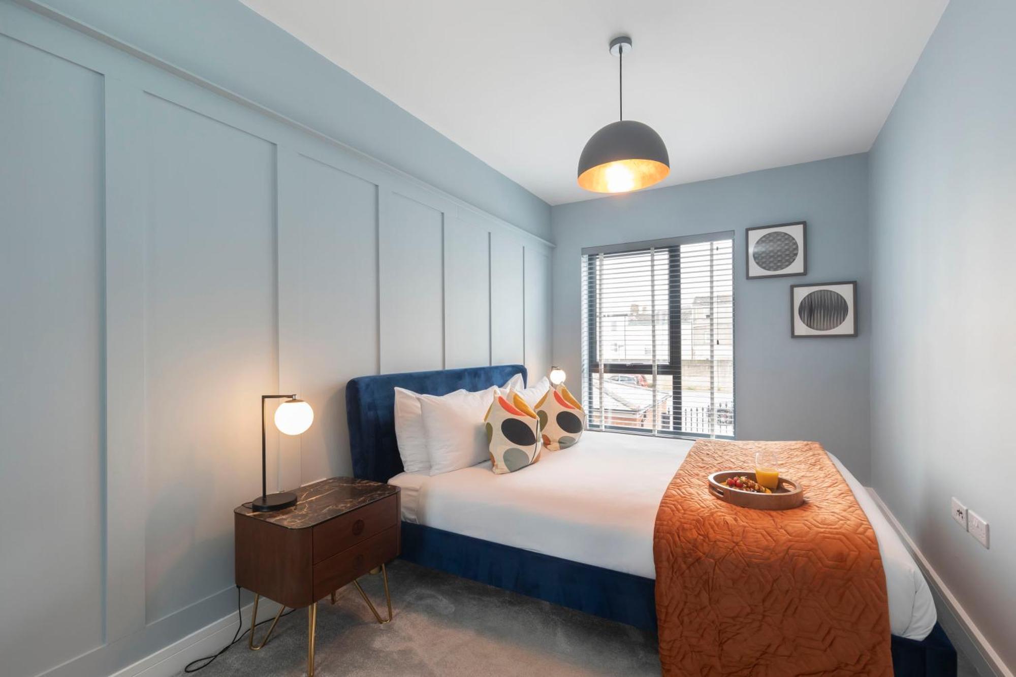Elliot Oliver - Cosy 2 Bedroom Town Centre Cheltenham