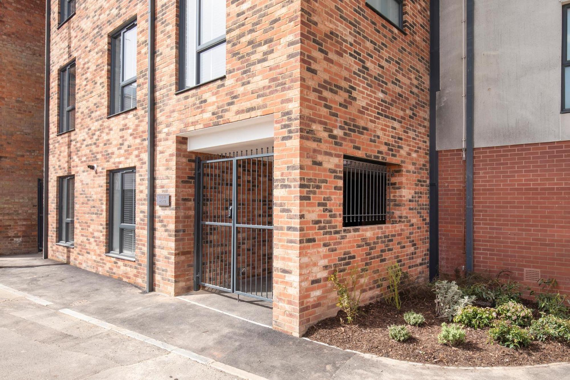 Apartment Elliot Oliver - Cosy 2 Bedroom Town Centre *
