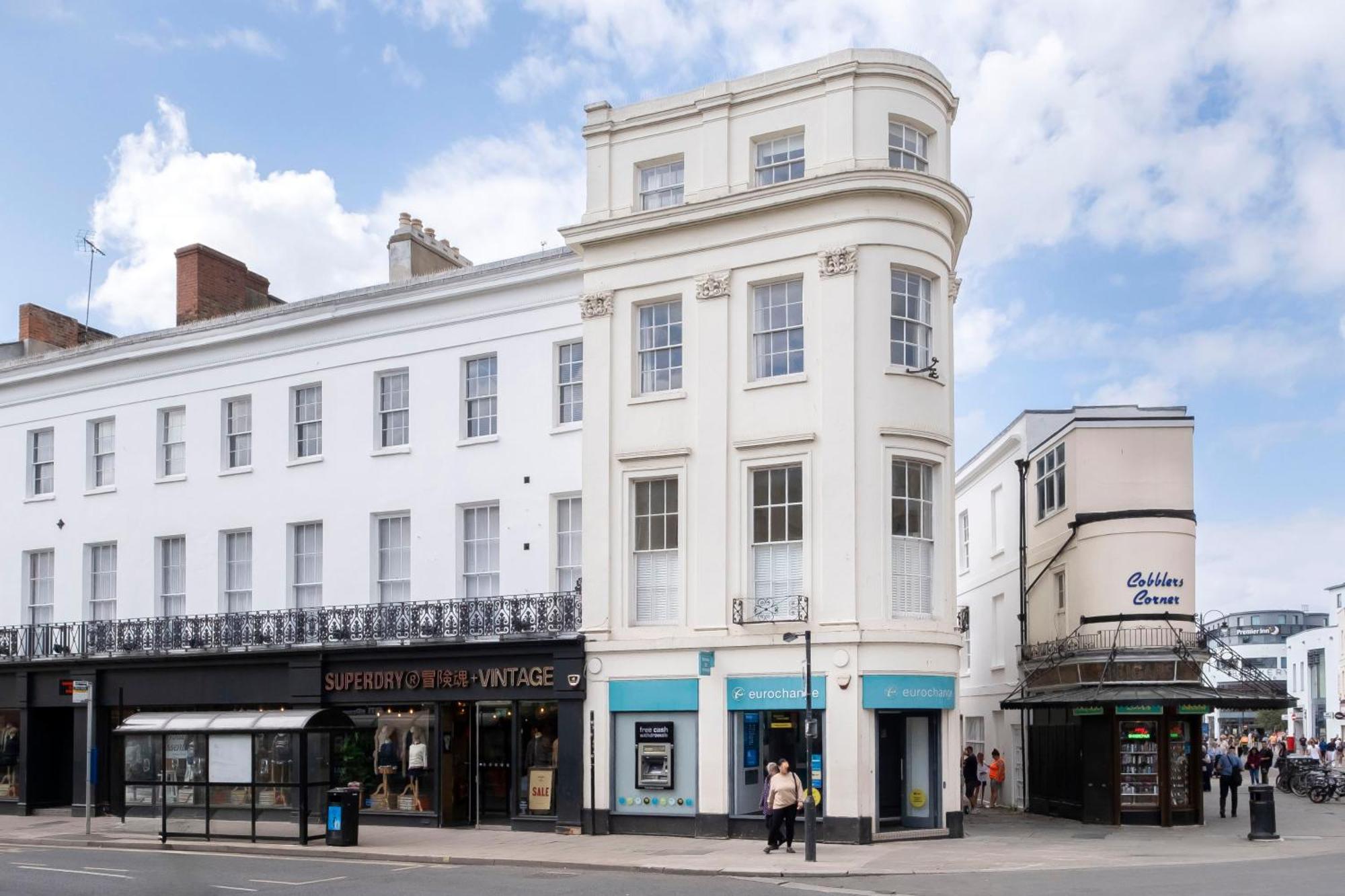 Two Bedroom Duplex Town Centre Serviced Apartamento Cheltenham