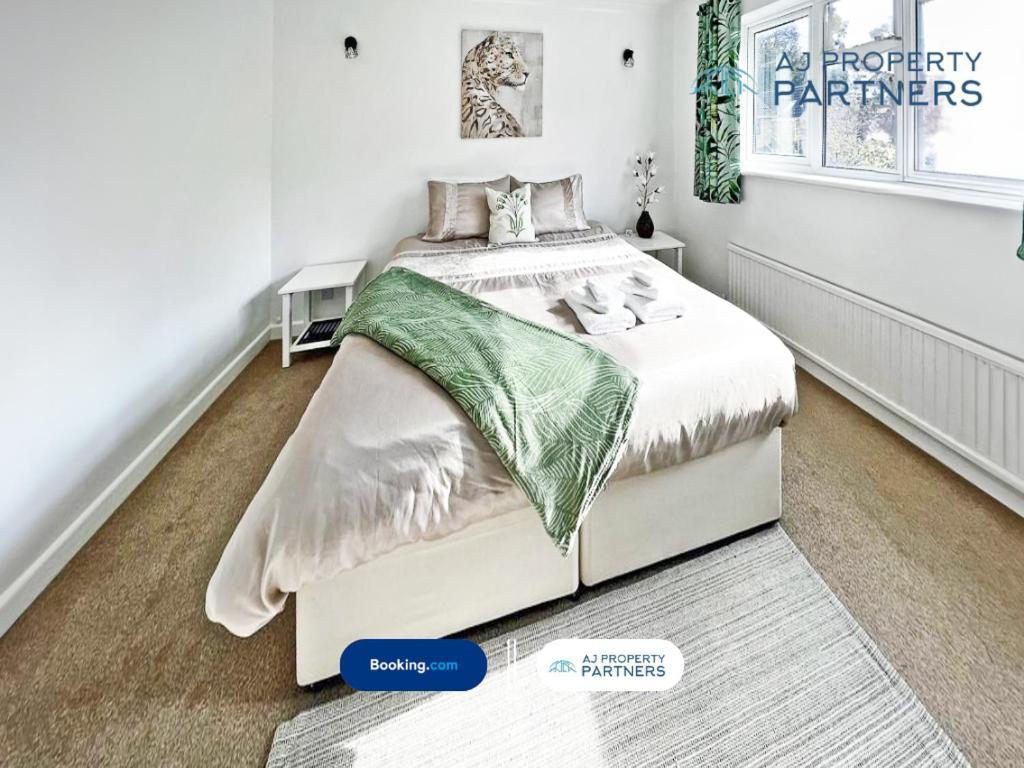 Casa de férias Premium L Hill View L Last-minute Offer L L Aj L Perfect For Short Or Long L 4beds 4bedrooms *