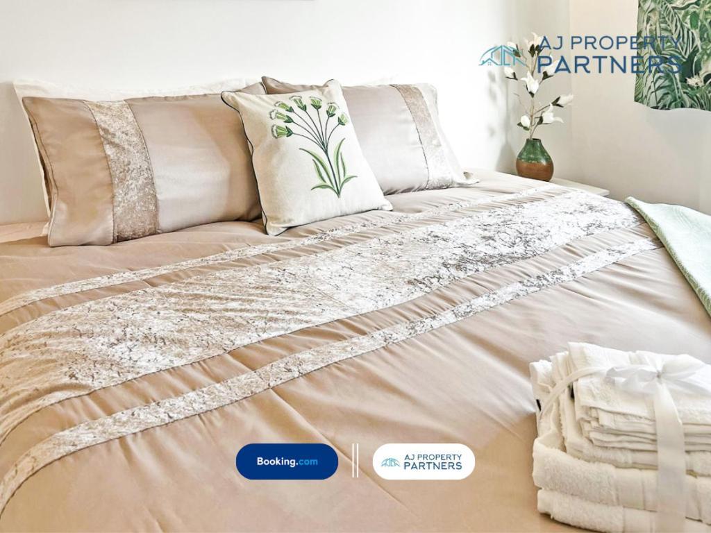 Premium L Hill View L Last-minute Offer L L Aj L Perfect For Short Or Long L 4beds 4bedrooms