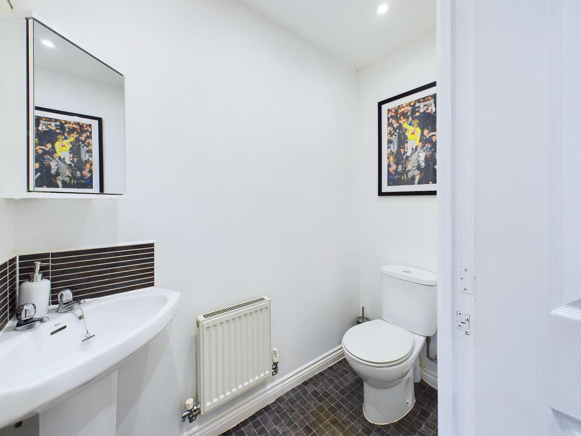 Signature - - Large 4 Bed House With Parking - Racecourse Holiday home Cheltenham