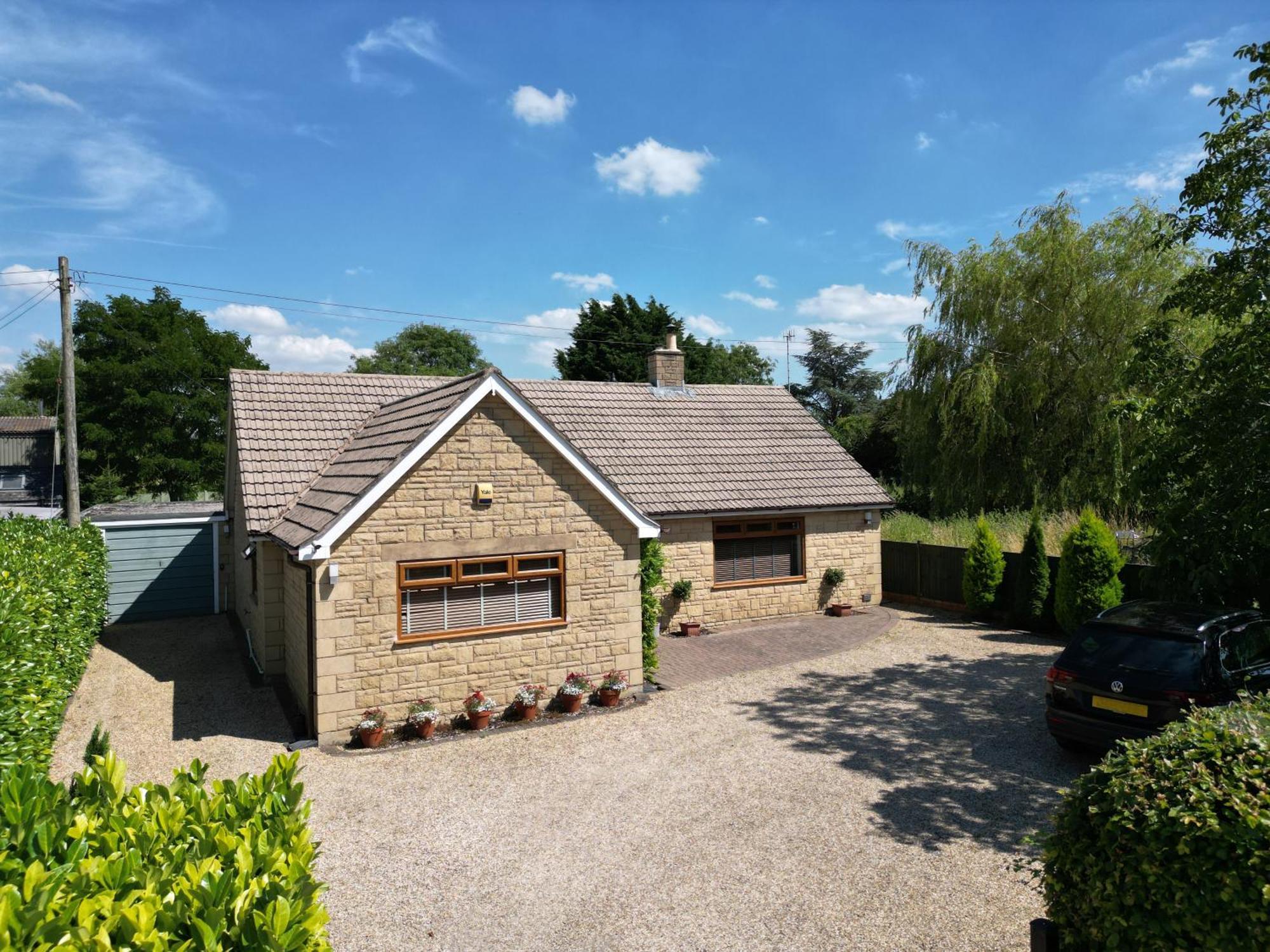 Holiday home Magnificent 3-bedroom With Swim