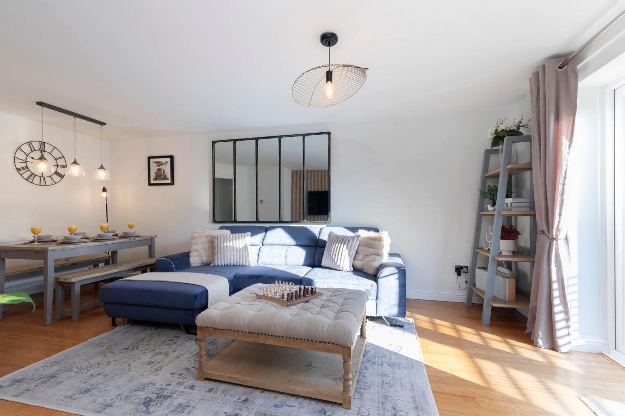 Cosy 2-bed In Tivoli Apartment