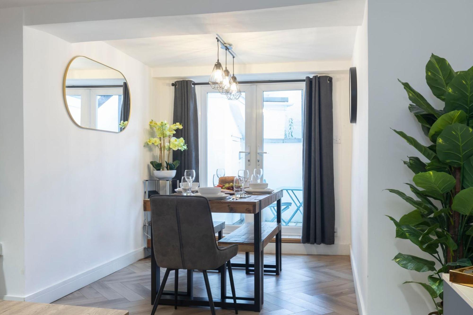 Prestbury Road Apartment Cheltenham
