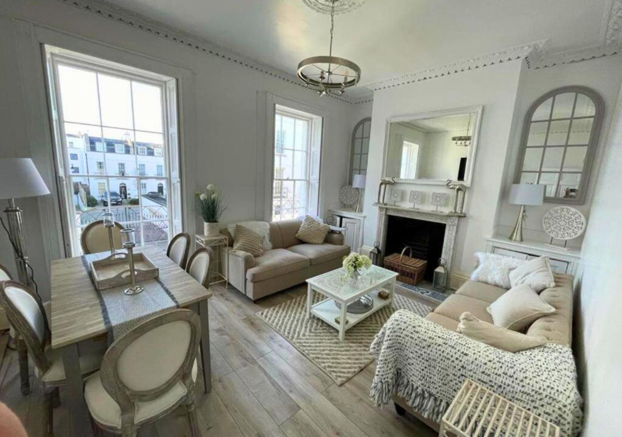 Gloucester Place Townhouse And Hot Tub! *