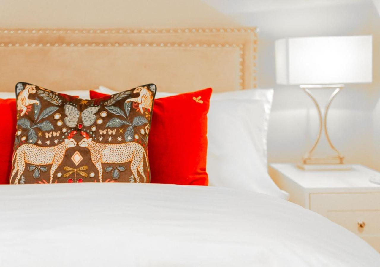 Apartment Stylish Grade Ii Listed Apartment: The London Cheltenham