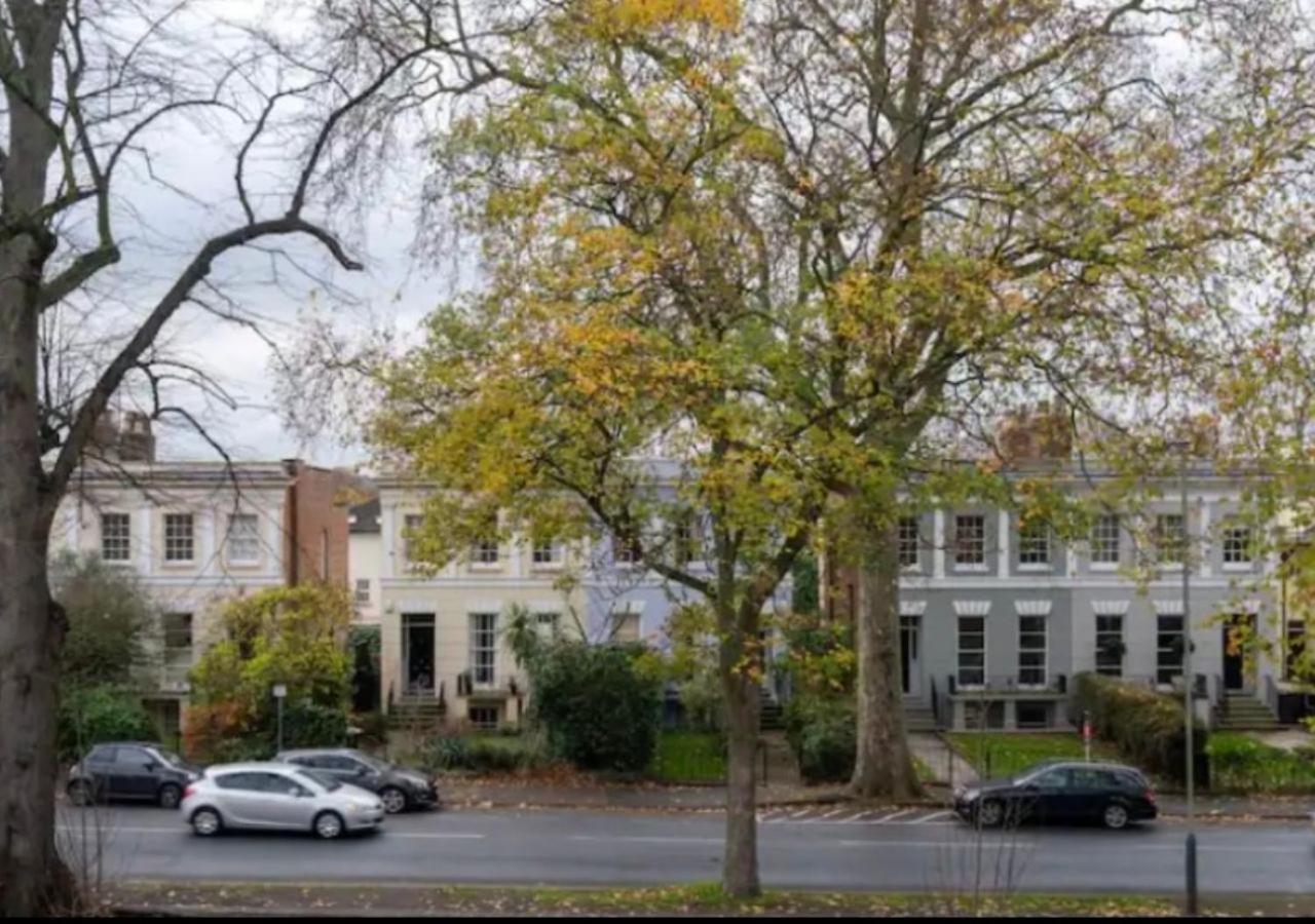 Stylish Grade Ii Listed Apartment: The London *