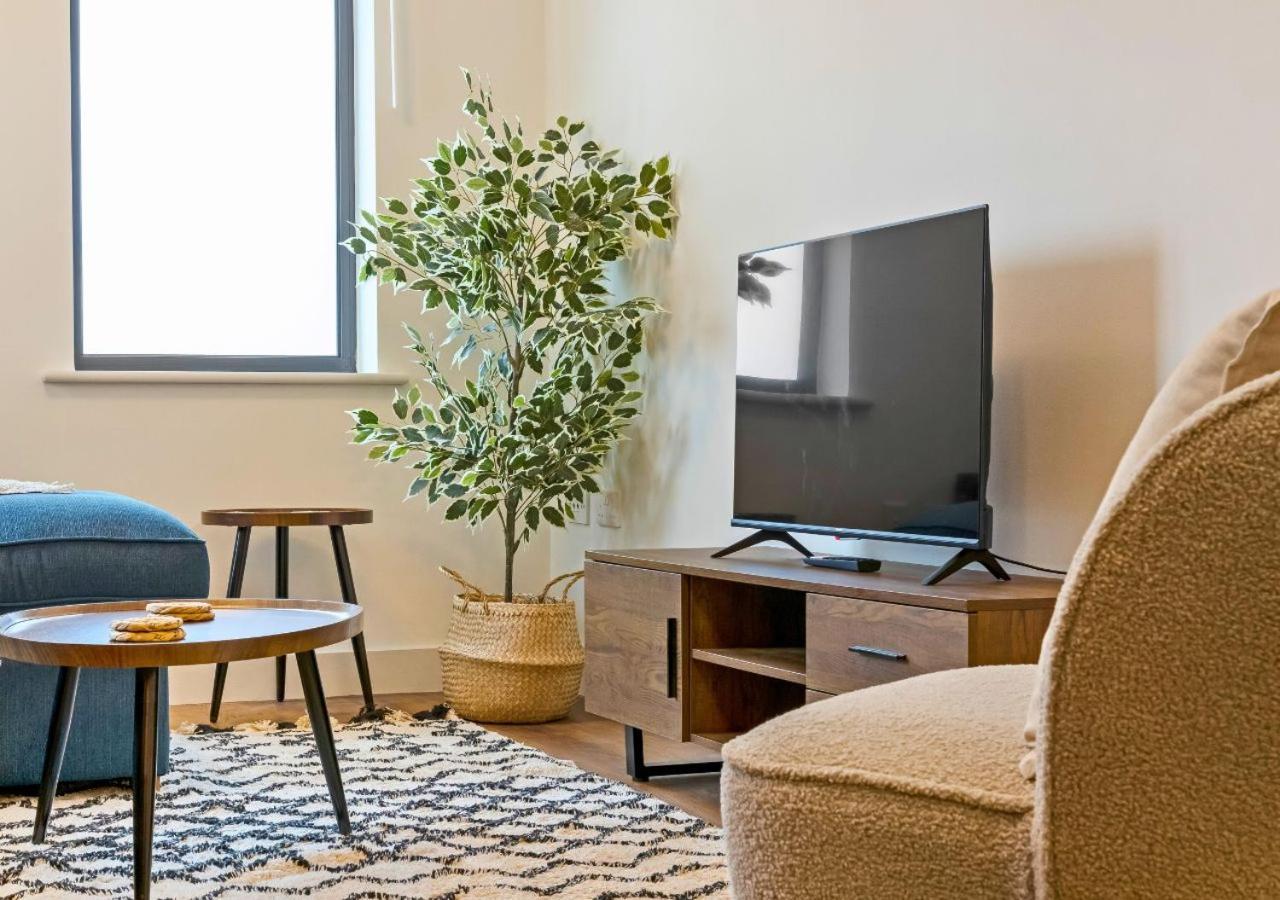 1bd With Free Underground Parking!