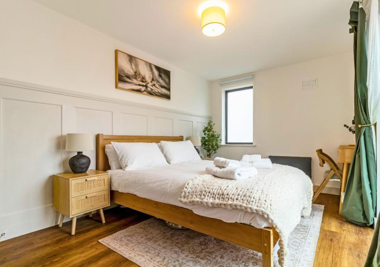 1bd With Free Underground Parking! Apartment *