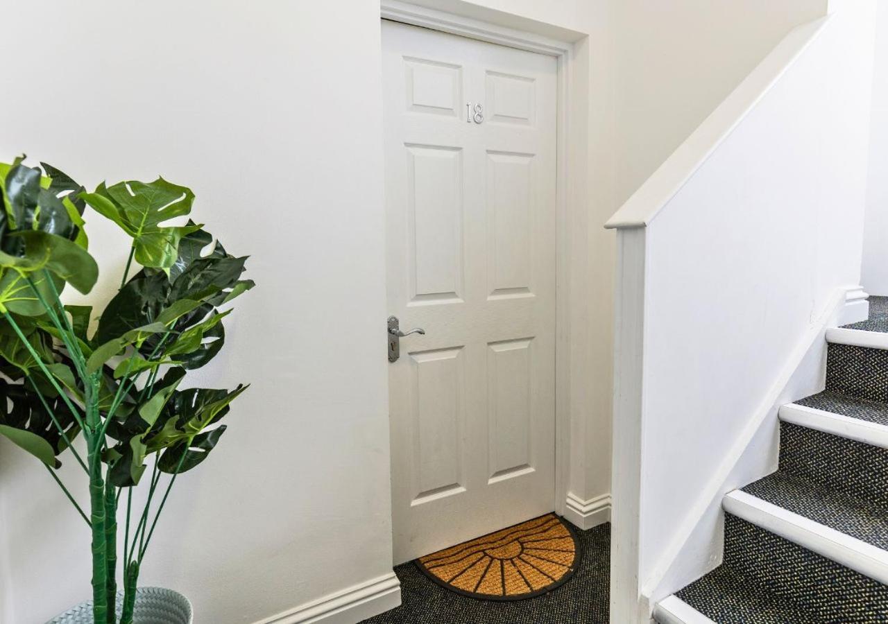 Stunning 2 Bed In The Centre Of Cheltenham! Apartment