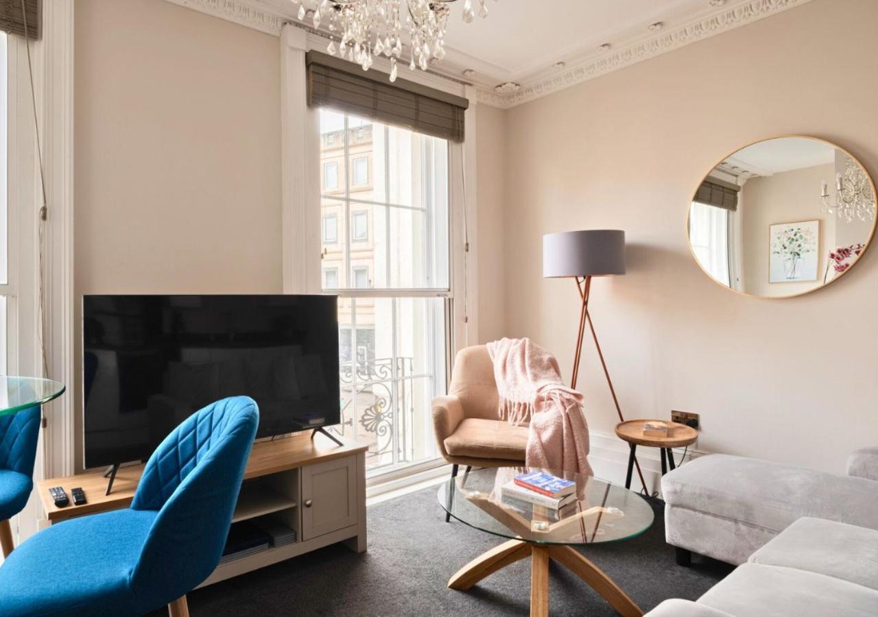 Stunning 2 Bed In The Centre Of Cheltenham! * Cheltenham