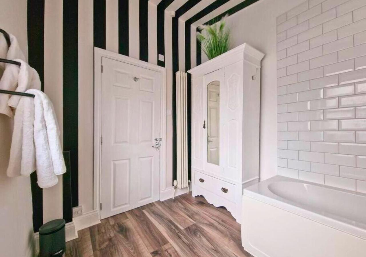 Eclectic 1bd In The Heart Of Cheltenham! Cheltenham