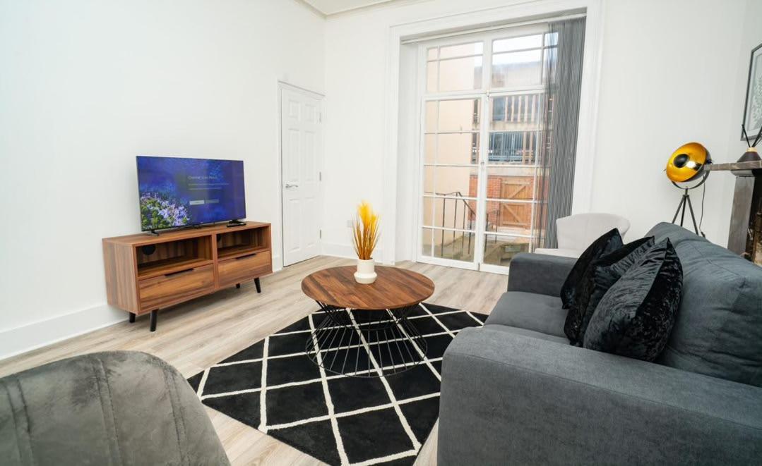Cosy 1 Bedroom In Centre *