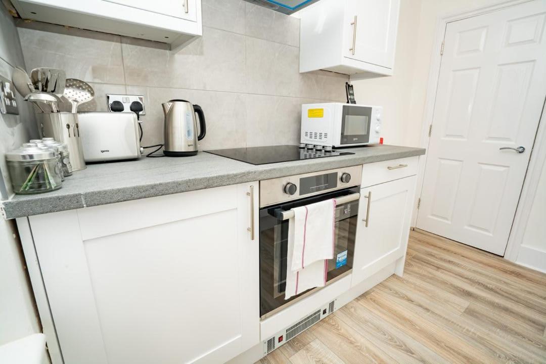 Cosy 1 Bedroom In Centre Apartment Cheltenham