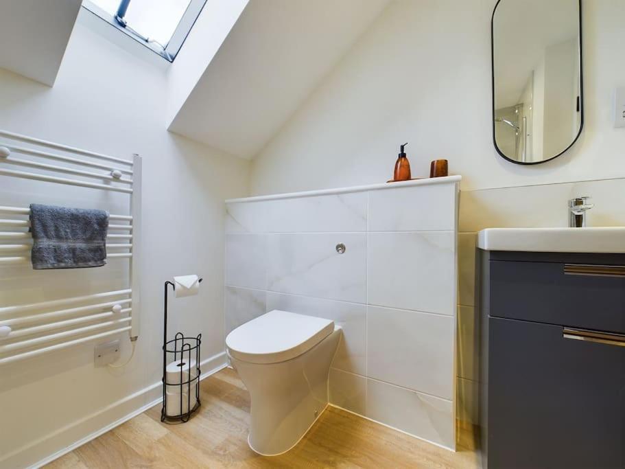 Arcadia House, Location With Parking, King Size Bed And Wifi Holiday home