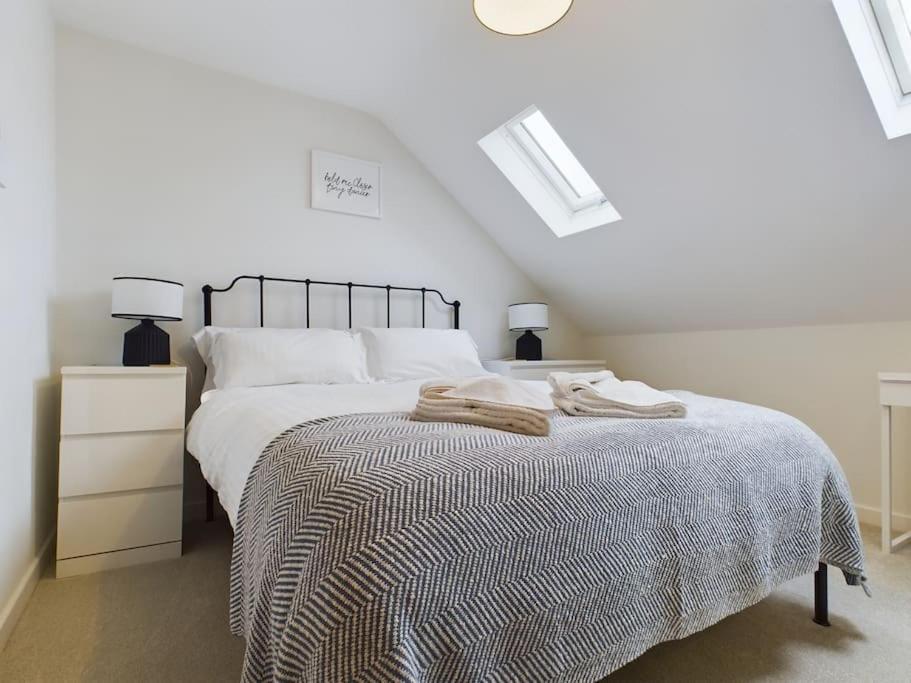 Arcadia House, Location With Parking, King Size Bed And Wifi