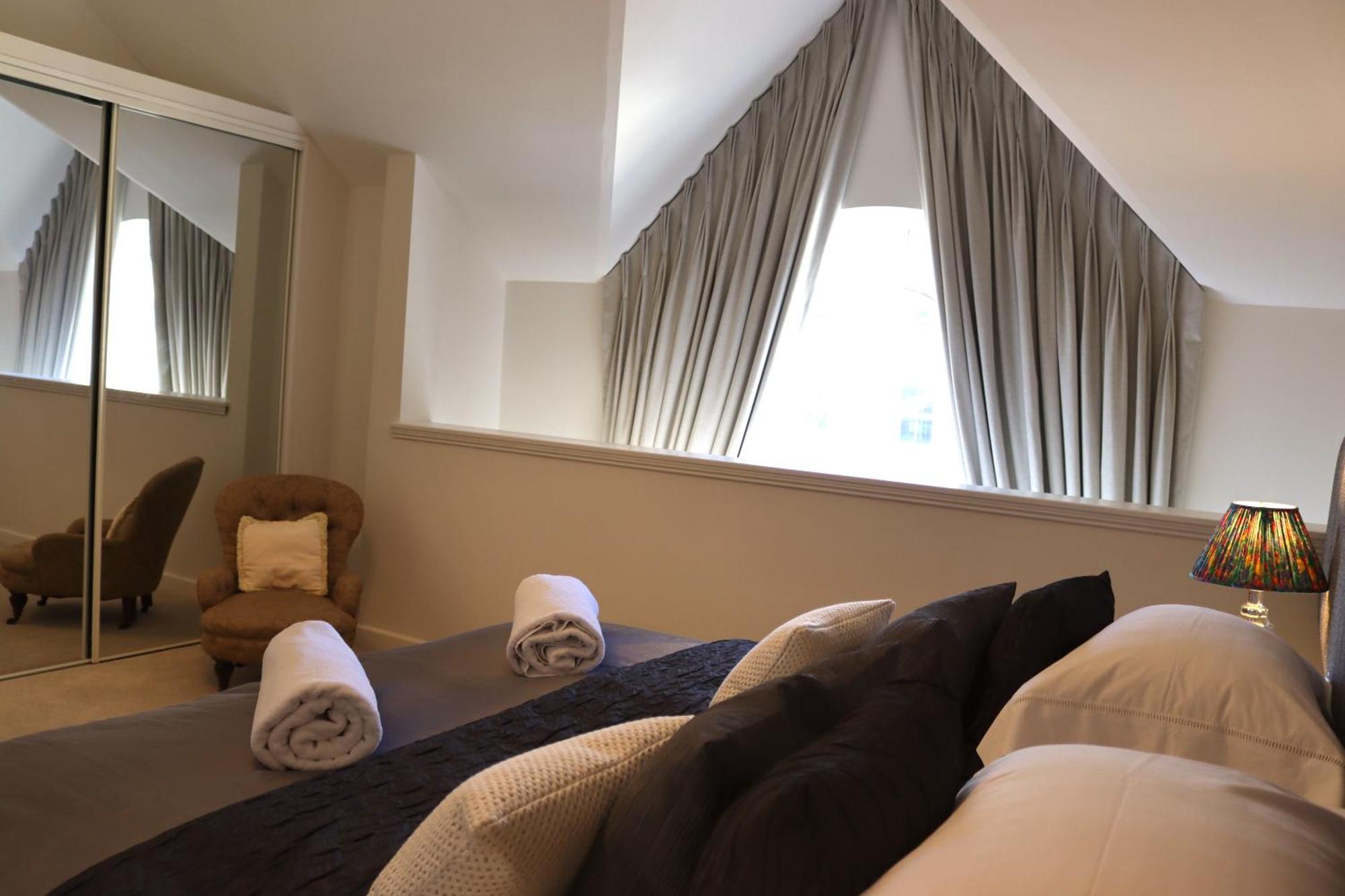 Thornton House Town Centre Free Car Park Apartment *