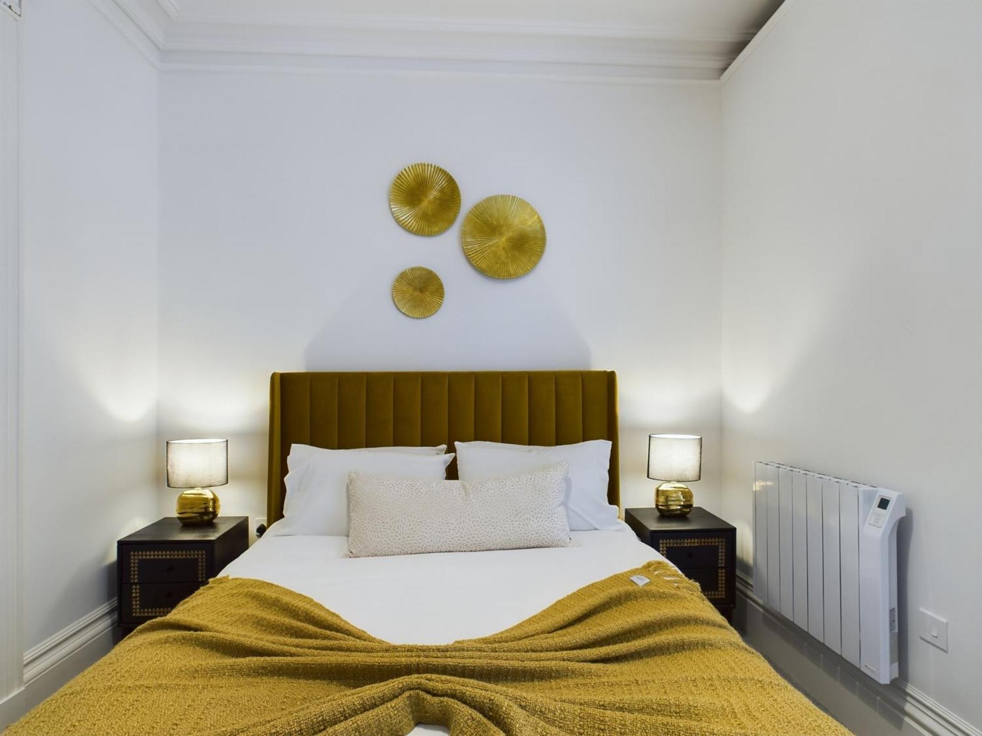 Belle Vue Regency King Size W Free Parking Apartment *