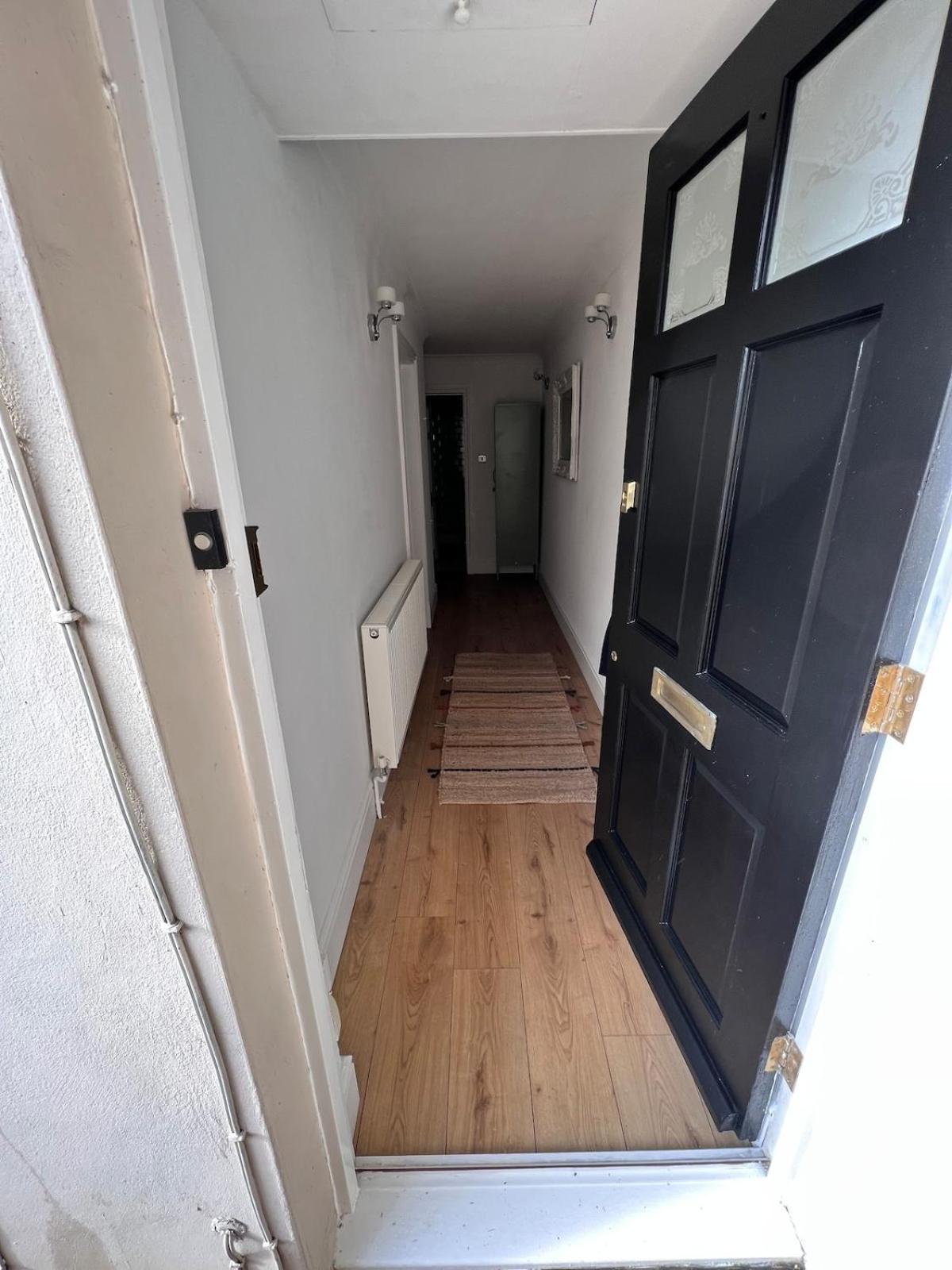 Beautiful Modern Flat Cheltenham