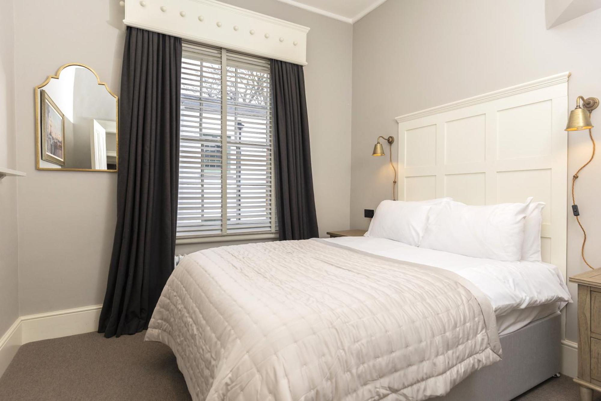 Malvern - By Luxury Cheltenham