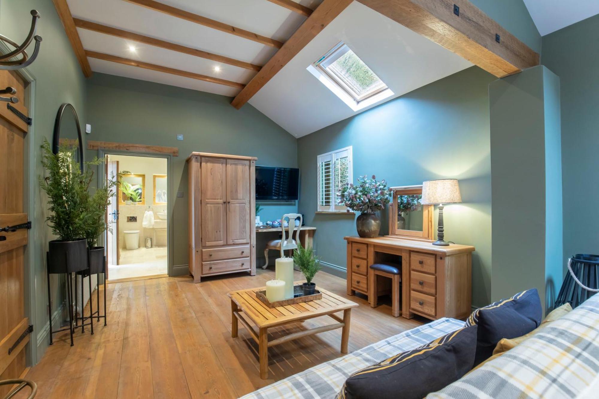 Stable - Boutique Shurdington