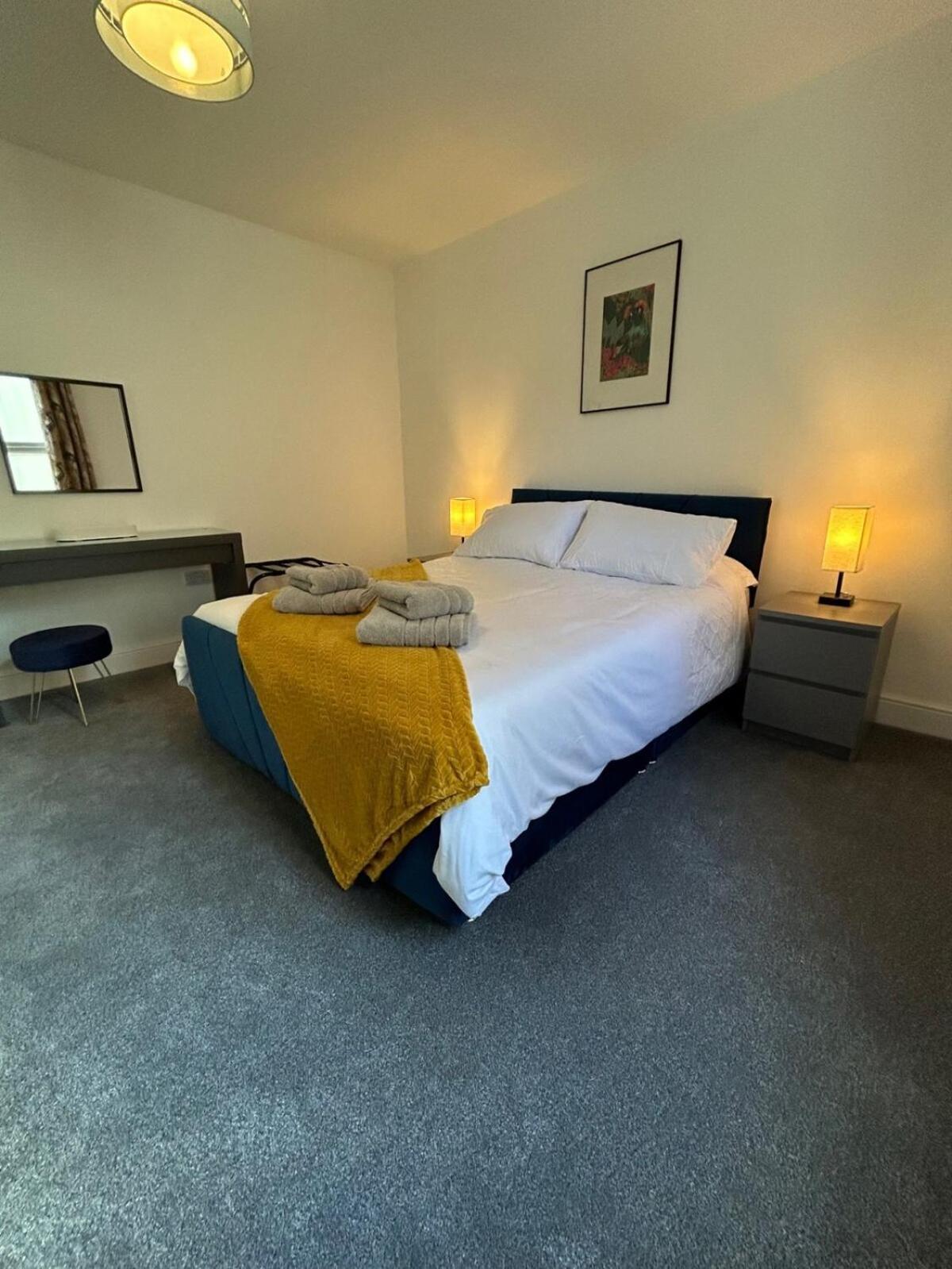 Stunning 2 Bedroom In Cheltenham! Apartamento Cheltenham